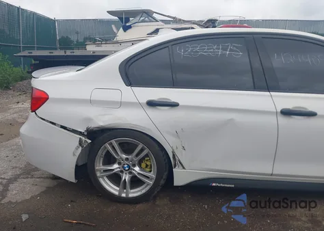 2015 BMW 328I xDrive z USA, uszkodzony, nr VIN WBA3B3C55FF548059